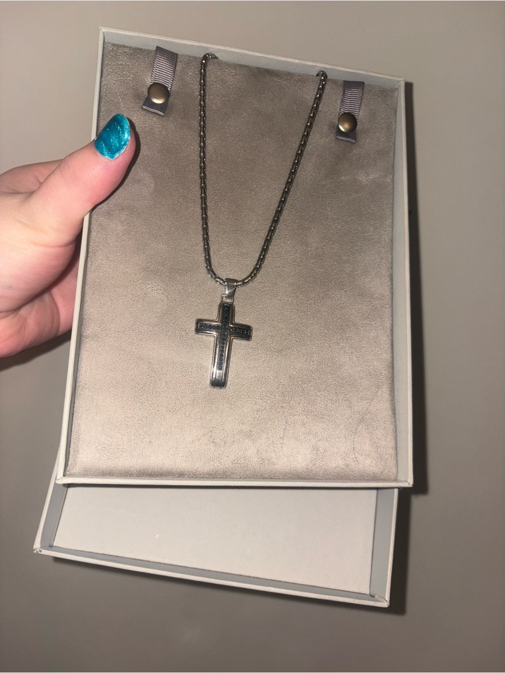 Reeds Men's Polished Sterling Silver Cross Pendant Necklace